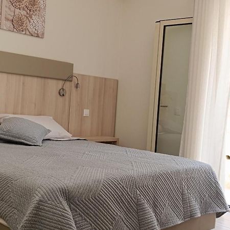 Villa Eleni 里亚帕德斯 外观 照片